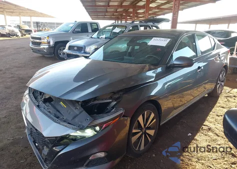 2021 Nissan Altima Sv Fwd z USA, uszkodzony, nr VIN 1N4BL4DV6MN415979